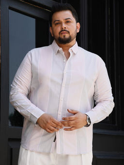 Instafab Plus - Men's White Candy Striped Shirt