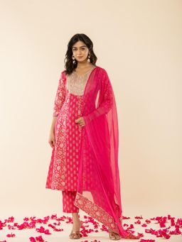 Yufta - Pink Cotton Embroidered Anarkali Kurta Dupatta (Set of 3)