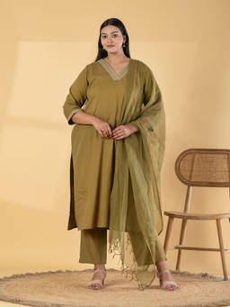 Readiprint - Green Solid/Plain V-Neck Regular Kurta Pant with Dupatta