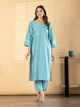 Readiprint - Green Embroidered V-Neck Regular Kurta with Pant