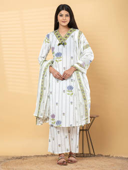 Readiprint - Off White Floral V-Neck Regular Kurta Pant with Dupatta