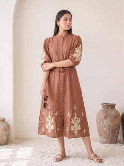 Autumnlane - Brown Mandarin Neck Regular Dress with Belt