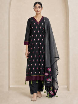 Seerat - Black Embroidered V-Neck Regular Kurta Pant with Dupatta