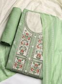 Green color option, Sold out, Currently selected