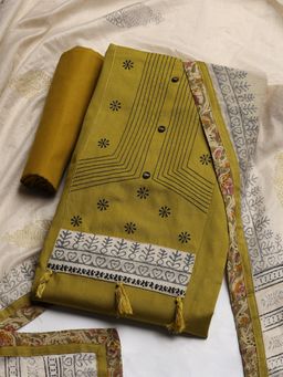 MEENA BAZAAR - Women Floral Print Green Unstitched Kurta With Pant & Dupatta