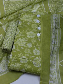 MEENA BAZAAR - Women Green Floral Printed Unstitched Kurta With Pant & Dupatta