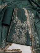 Green color option, Sold out, Currently selected