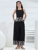 Black color option, Sold out, Currently selected