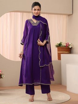 Libas - Purple Embroidered V-Neck Kurta Pant with Dupatta