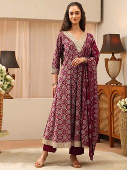 Libas - Maroon Embroidered V-Neck Kurta Pant with Dupatta