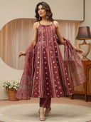 Maroon color option, Sold out, Currently selected
