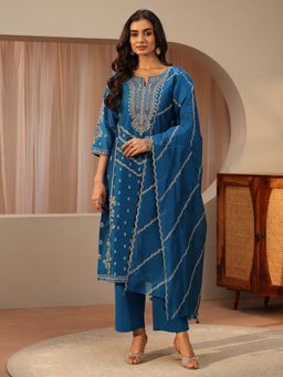 Libas Art - Blue Embroidered Round Neck Kurta Pant with Dupatta