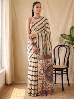 Akhilam - Women's Cotton Blend Cream Floral Printed Designer Exclusive Saree