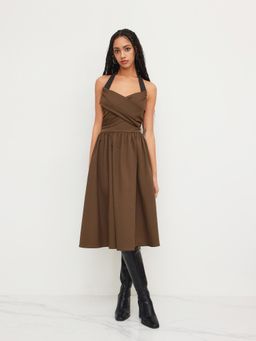 Cider - Halter Neckline Criss Cross Knotted Pocket Midi Dress
