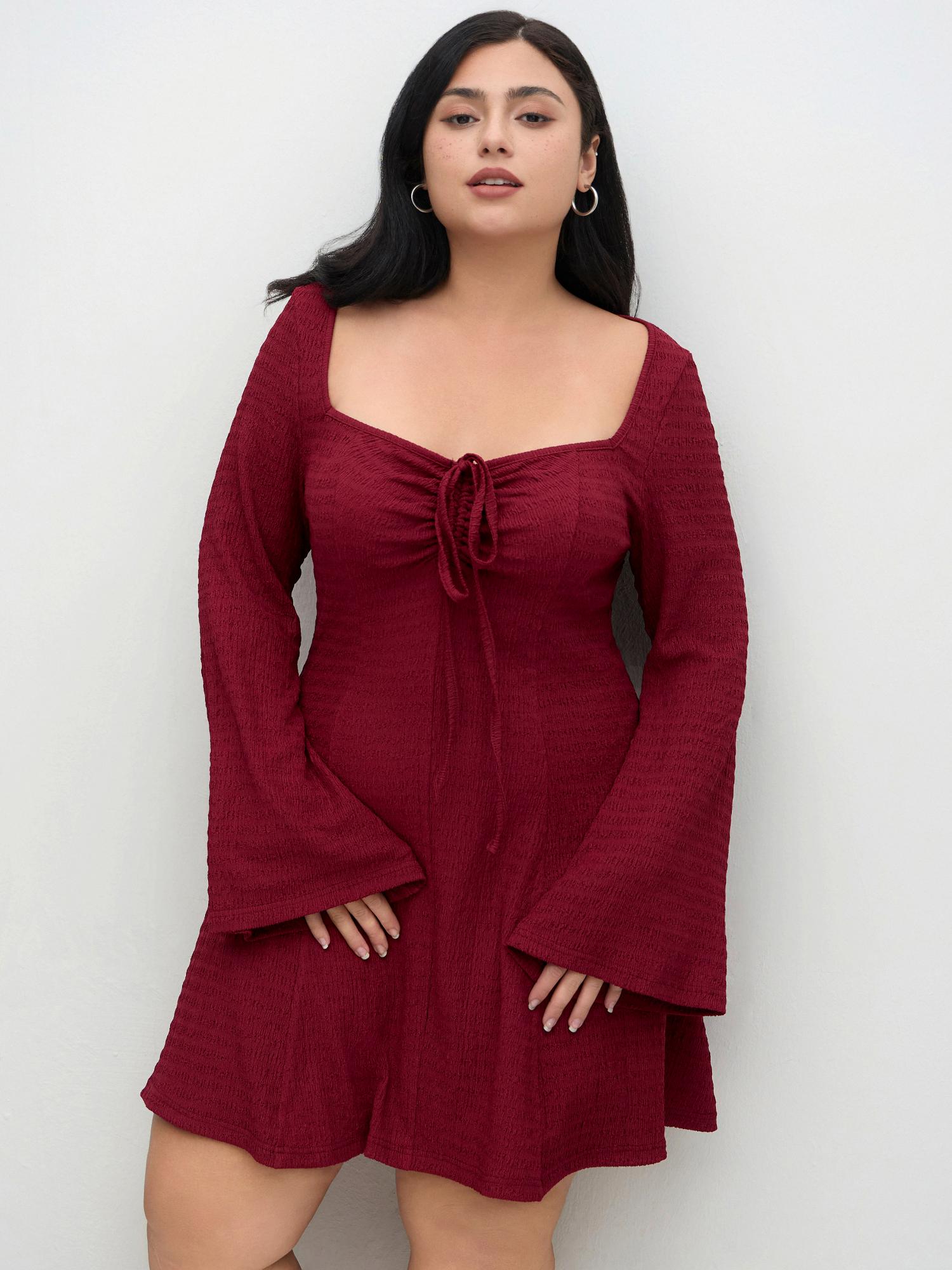 Sweetheart Knotted Texture Bell Sleeve Mini Dress Curve & Plus