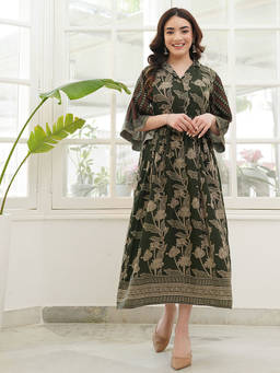 Rustorange - Green Flared Sleeves with Belt Detail and Pockets Maxi Dress