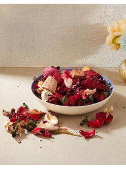 Fabindia - Red Mehak Dried Flowers Potpourri