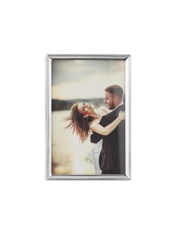 Momentz - Silver Metal Striped Photoframe