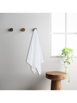Welspun - White Cotton Solid Bath Towel