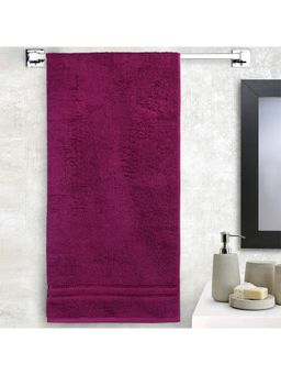 Welspun - Magenta Cotton Solid Bath Towel
