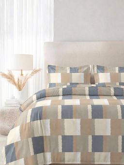 the White Moss - Blended Cotton Double Size Bedsheet with 2 Pillow Covers -Dune and Blue Colour-block