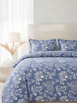 the White Moss - White Microfibre Floral Bedsheet with Pillow Covers