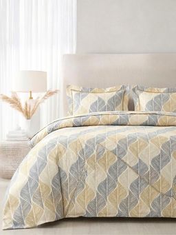 the White Moss - Blended Cotton Double Size Bedsheet with 2 Pillow Covers - Etched Wave