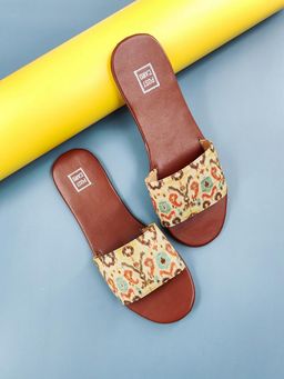 Postcard - Goa Slip On Flats in Multi-Color