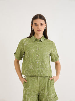 ELLE - Womens Green Spread Collar Short Sleeve Embroidered Boxy Fit Shirt