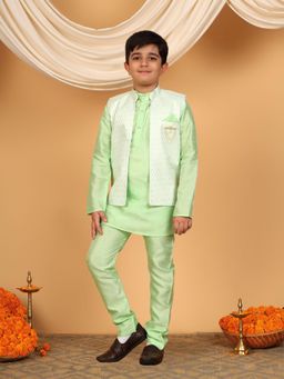 BT DEZINES - Green Cotton Silk Full Sleeves Kurta With Pyjama & Nehru Jacket