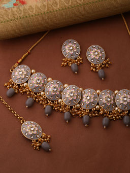 Shoshaa - Off White Gold-Plated Handcrafted Jewellery Set