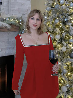 Miakee - Timeless Beauty Dress