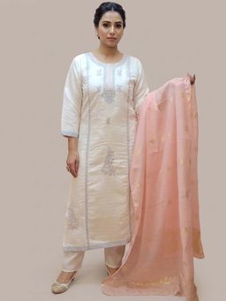 SAKSHI- The Wedding Store - Womens White Kurta with Pant and Dupatta