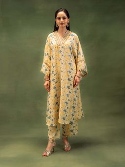 GRASS & SUNSHINE - Women Multi Colour Bloom Ease Kurta with Pant