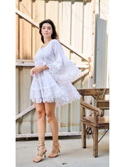 CINCIN Fashion - Timeless White Cascade Dress