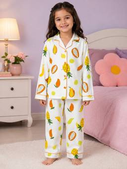 Shopbloom - White Cotton Collar Neck Comfortable Fit Printed Shirt With Pyjama