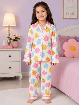 Shopbloom - White Cotton Collar Neck Comfortable Fit Printed Shirt With Pyjama