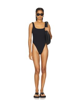 Lovers and Friends - Show Me One Piece