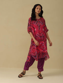 Aarke Ritu Kumar - Pink Abstract Print Kurta with Plant (Set of 2)