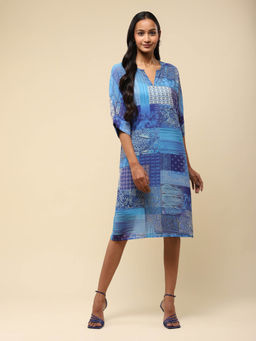 Aarke Ritu Kumar - Blue Multi Color Paisley Print Oversize Kurta Dress with Camisole (Set of 2)