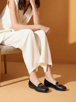 Lemon & Pepper - Women Black Ballerinas