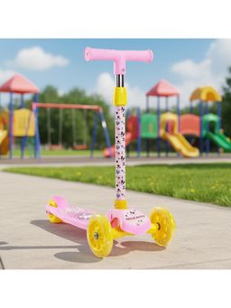 StarAndDaisy - Pink Plastic Ride On Scooter