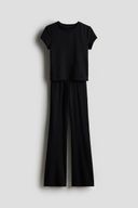 Black color option, Sold out, Currently selected
