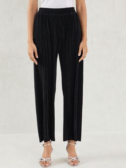 Femmella - Black Plisse Straight Pant