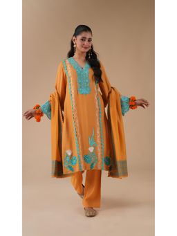 LAHARIO - Women's Orange Kurta with Pant & Dupatta