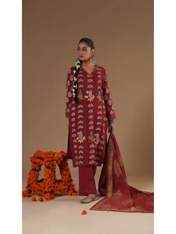 LAHARIO - Women's Maroon Kurta with Pant & Dupatta
