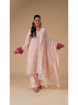 LAHARIO - Women's Peach Kurta with Pant & Dupatta