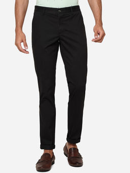 JadeBlue - Men Black Solid Slim Fit Casual Trouser