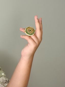 BEAUTY SPOT JEWELLERY - Green Kundan Chakra Ring