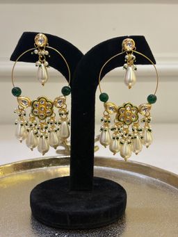 BEAUTY SPOT JEWELLERY - Green Kundan Chandbali Earrings